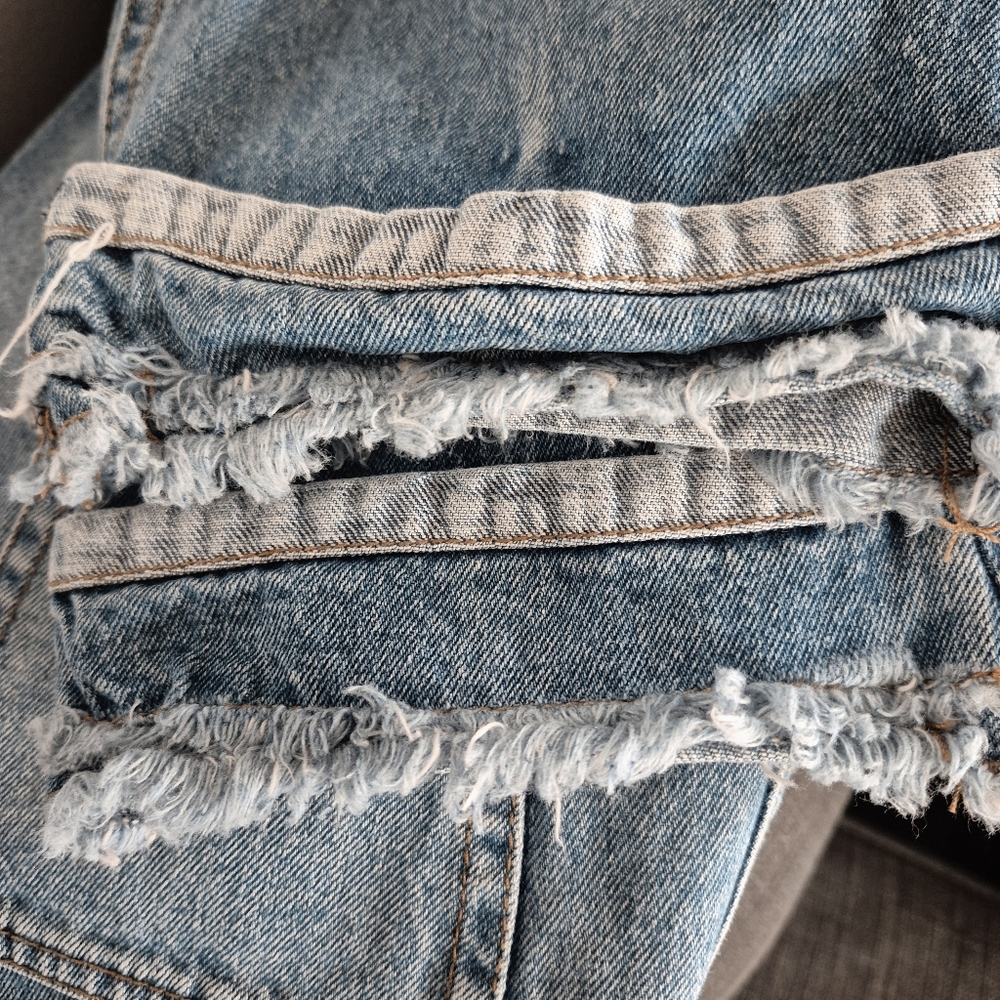 Marc Jacobs Crop Embroidered Denim Jeans Size 4 - Picture 4 of 9